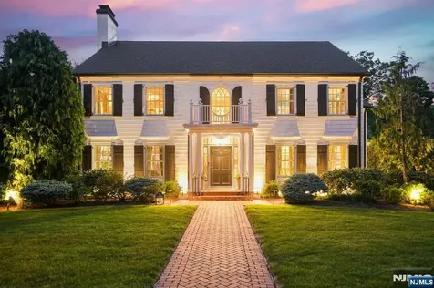 36 Edgemont Road Montclair NJ 07042