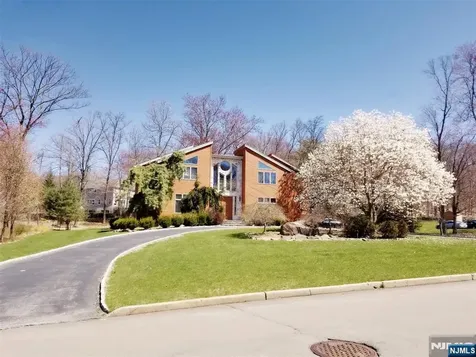 4 Valenza Lane Blauvelt NY 10913