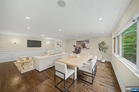 3 Daniel Drive Englewood NJ 07631