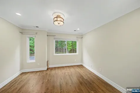 3 Daniel Drive Englewood NJ 07631