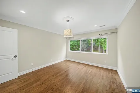 3 Daniel Drive Englewood NJ 07631