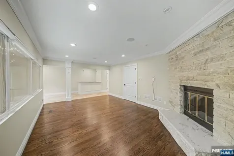 3 Daniel Drive Englewood NJ 07631