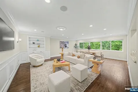 3 Daniel Drive Englewood NJ 07631