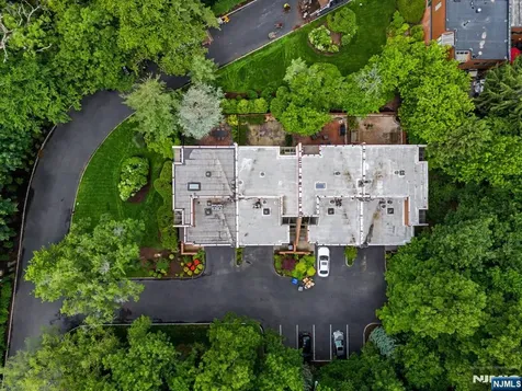 3 Daniel Drive Englewood NJ 07631