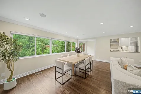 3 Daniel Drive Englewood NJ 07631