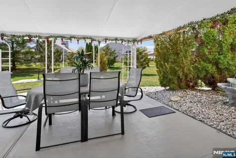 11 Tuscana Court Manchester NJ 08759