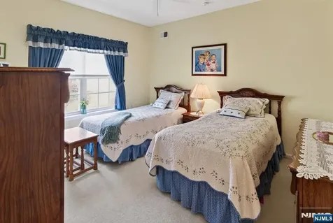 11 Tuscana Court Manchester NJ 08759