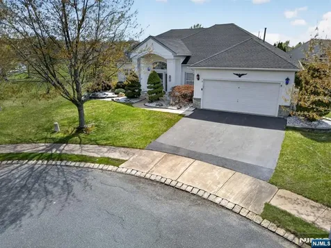 11 Tuscana Court Manchester NJ 08759