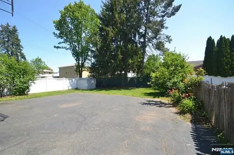 60 Scoles Avenue Clifton NJ 07012