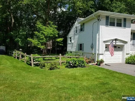 52 Otoole Street Westwood NJ 07675
