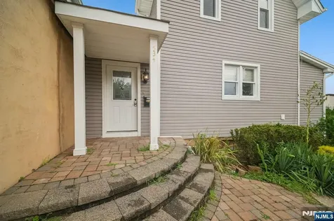 534 Durie Avenue Closter NJ 07624