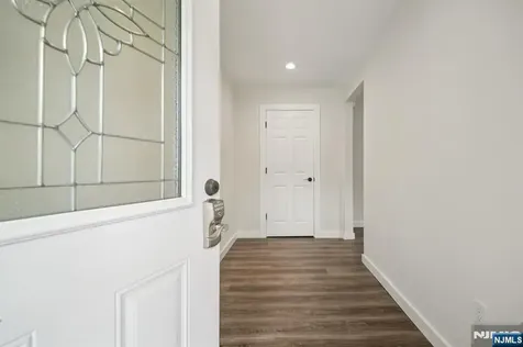 534 Durie Avenue Closter NJ 07624