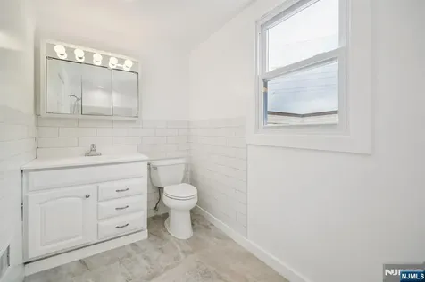 534 Durie Avenue Closter NJ 07624