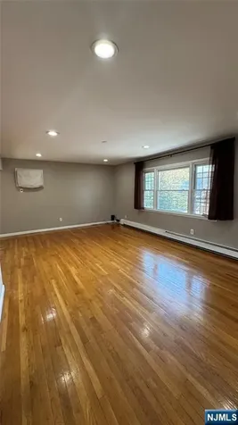 85 Eastern Way Rutherford NJ 07070