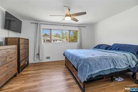 595 Echo Glen Avenue River Vale NJ 07675