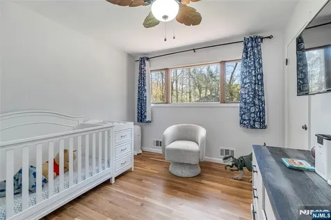 595 Echo Glen Avenue River Vale NJ 07675