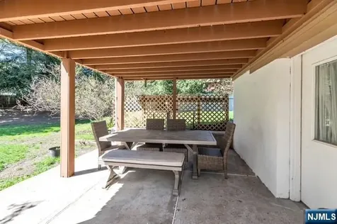 595 Echo Glen Avenue River Vale NJ 07675