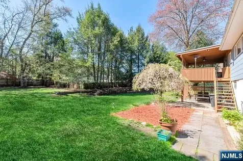 595 Echo Glen Avenue River Vale NJ 07675