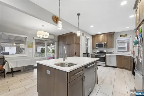 115 Lafayette Avenue Passaic NJ 07055