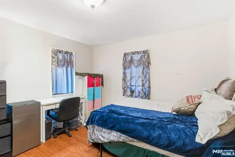65 Cambridge Street East Orange NJ 07018