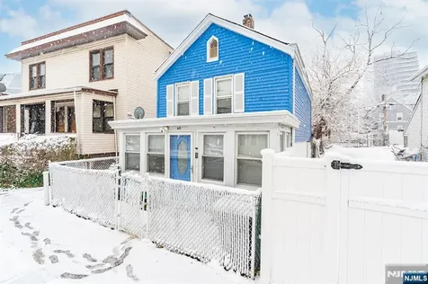 65 Cambridge Street East Orange NJ 07018