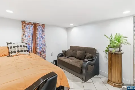 65 Cambridge Street East Orange NJ 07018