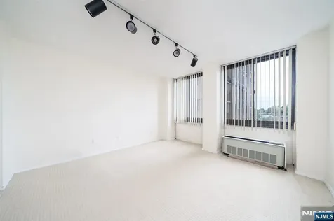 200 Winston Drive Cliffside Park NJ 07010