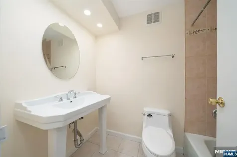 200 Winston Drive Cliffside Park NJ 07010