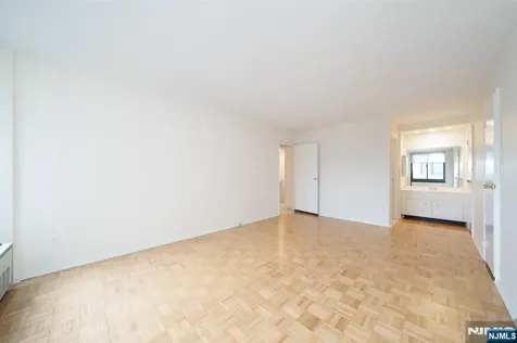 200 Winston Drive Cliffside Park NJ 07010
