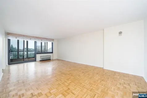 200 Winston Drive Cliffside Park NJ 07010