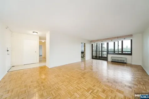 200 Winston Drive Cliffside Park NJ 07010