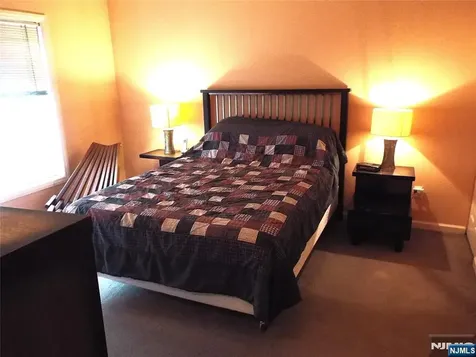 189 Forest Avenue Paramus NJ 07652