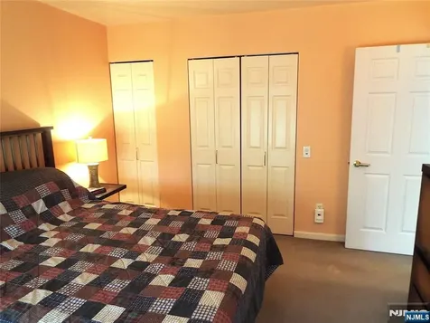 189 Forest Avenue Paramus NJ 07652