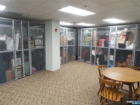 189 Forest Avenue Paramus NJ 07652