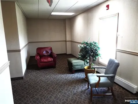 189 Forest Avenue Paramus NJ 07652