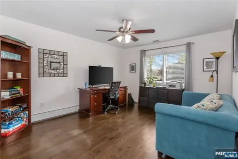 4 Lorelei Terrace Lodi NJ 07644