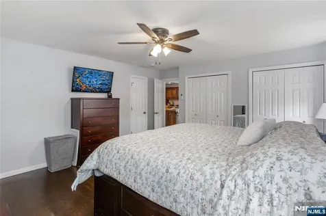 4 Lorelei Terrace Lodi NJ 07644