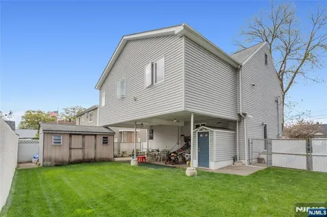 4 Lorelei Terrace Lodi NJ 07644