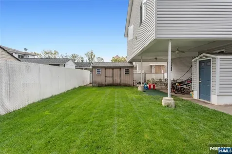 4 Lorelei Terrace Lodi NJ 07644