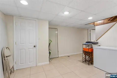4 Lorelei Terrace Lodi NJ 07644