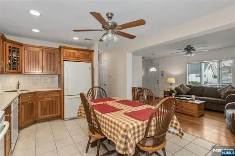 4 Lorelei Terrace Lodi NJ 07644