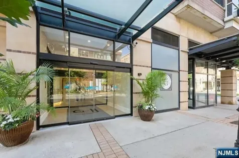 20 Ave At Port Imperial West New York NJ 07093