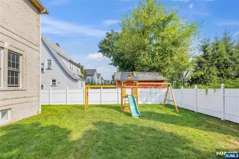 4 Holland Avenue Demarest NJ 07627