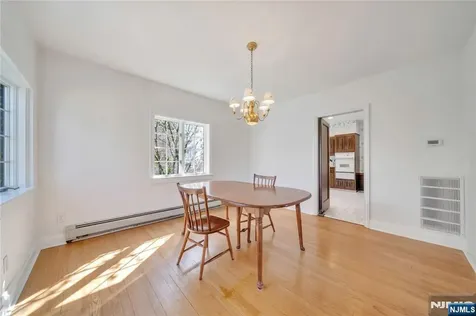 431 Van Renssalaer Court Ridgefield NJ 07657