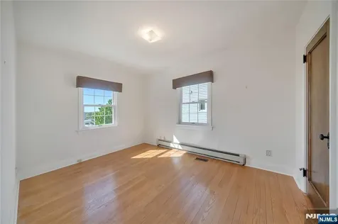 431 Van Renssalaer Court Ridgefield NJ 07657