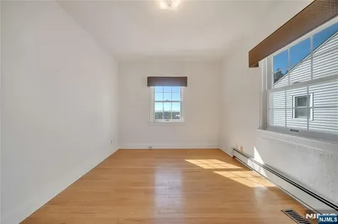 431 Van Renssalaer Court Ridgefield NJ 07657