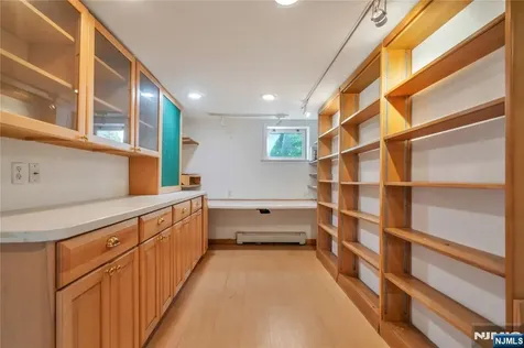 431 Van Renssalaer Court Ridgefield NJ 07657