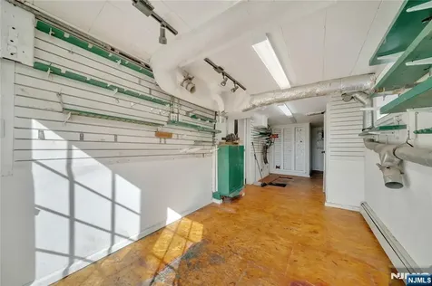 431 Van Renssalaer Court Ridgefield NJ 07657