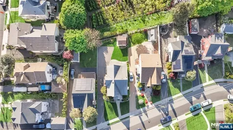 431 Van Renssalaer Court Ridgefield NJ 07657