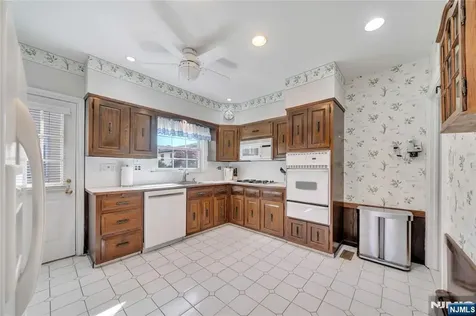 431 Van Renssalaer Court Ridgefield NJ 07657